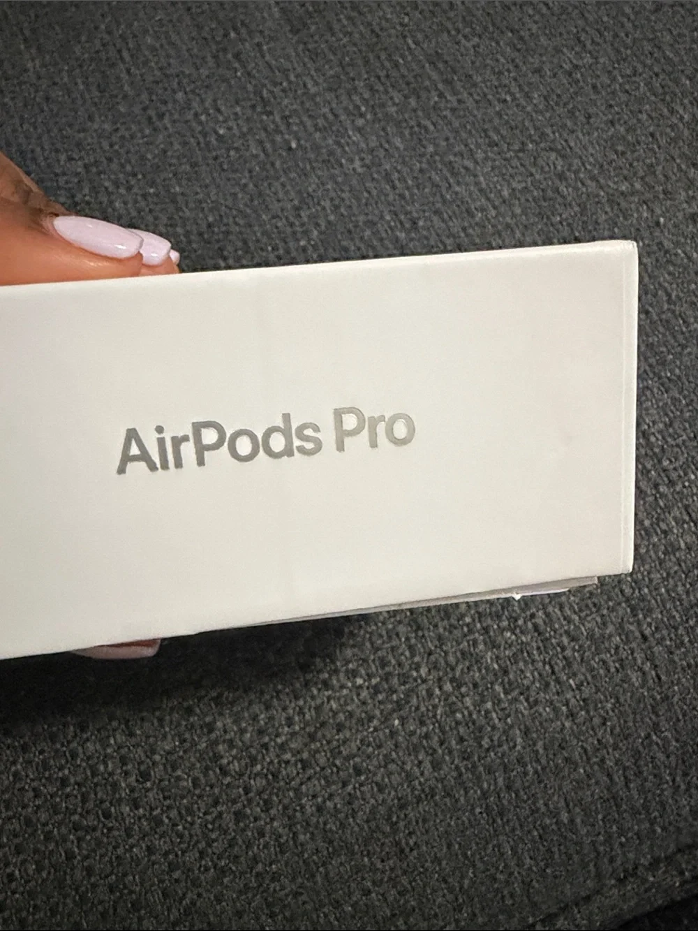 Apple White Wireless Earbuds with Charging Case